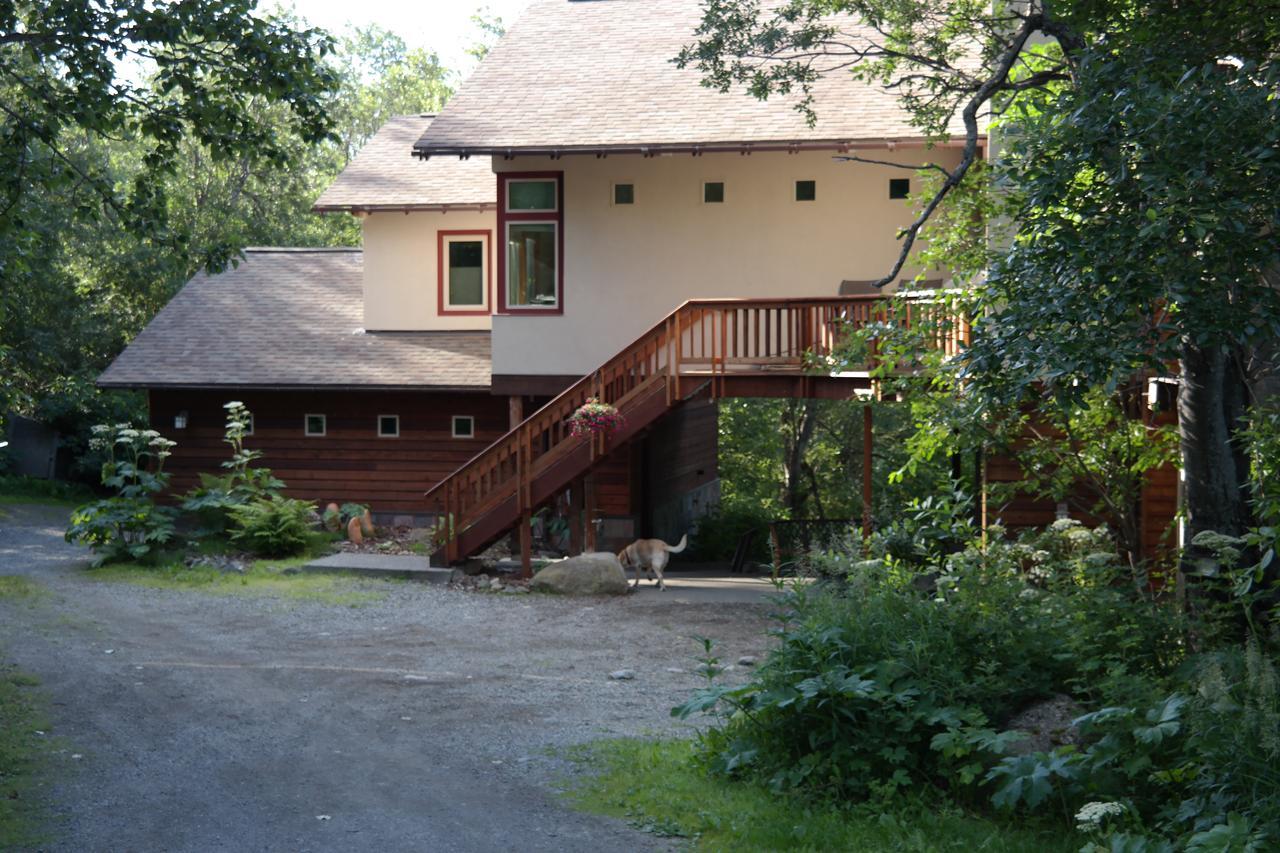 Eagle Peak Guesthouse Eagle River Dış mekan fotoğraf